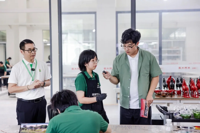 中青校媒探访三棵树：从八千年大漆到“好房子”的东方答案