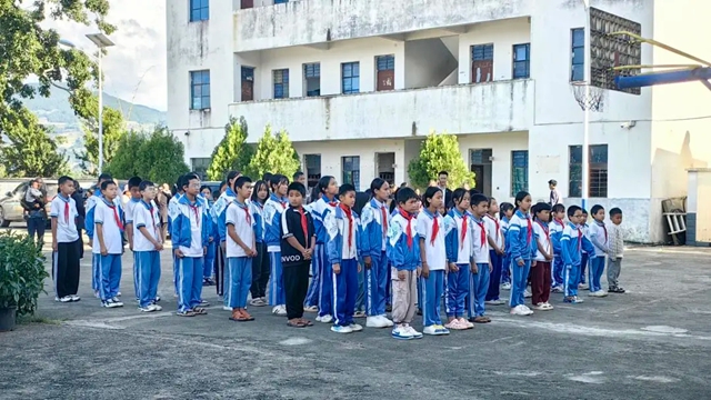 善行延续,致敬城市微光|美惠石感漆情暖云县环卫一线