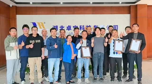 从“产品出海”到“体系出海”,卓宝双轮赋能破解东南亚高海拔渗漏难题!