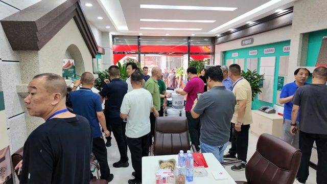 安彩别墅焕新（香河）旗舰店盛大启航，锚定存量市场新未来