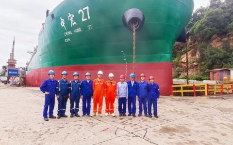 双瑞涂料与中宏船务合作再深化：“中宏27”轮有机硅防污涂装顺利完工