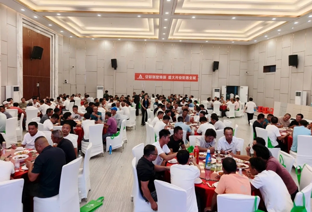 强帮扶，真落地：安彩别墅焕新（鄱阳）旗舰店盛大开业，200 + 行业同仁共鉴实力！