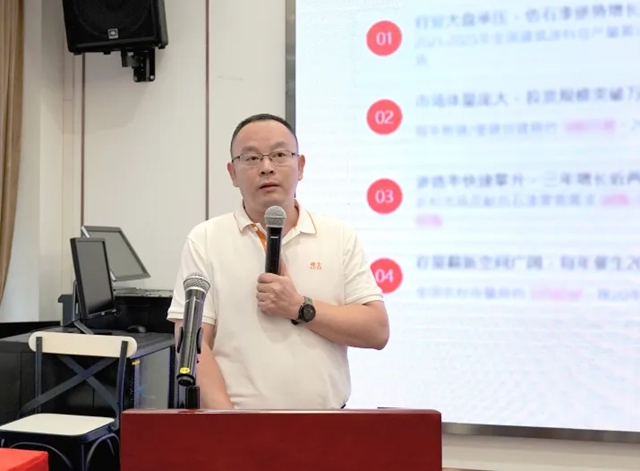 亚士第四届902钟愛节暨28周年庆 | 百炼成钢,破茧化蝶