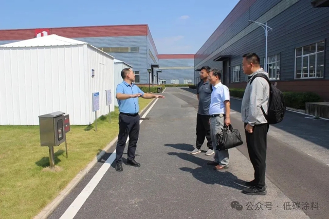 住建部科技发展中心首席研究员田灵江教授莅临启利新材调研辐射致冷超材料技术