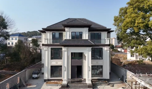 巴德士牵手星菲建筑,仿石漆打响乡墅外墙“品质战”