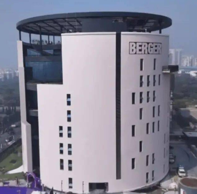 拿14亿建新厂!新玩家价格战下,这家上市涂企发起“反击战”