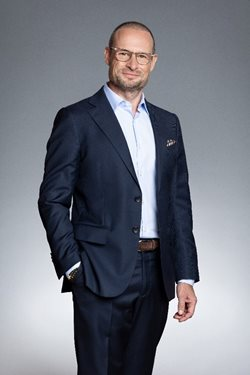 湛新三大高管岗位变动,新CEO班底成型