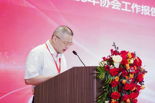 踔厉奋发,涂绘新篇|刚玉集团赴龙岩共探仿石涂料新未来