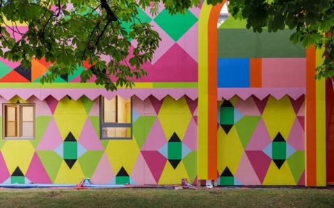 Caparol德爱威×国际艺术家Morag Myerscough｜以专业色彩点亮慕尼黑艺术空间