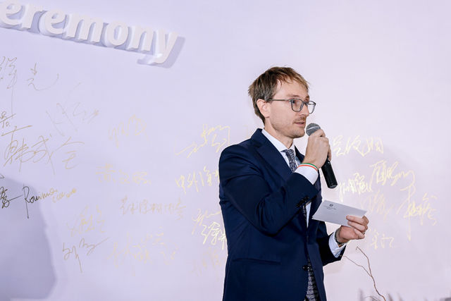 意大利总领事出席MP涂料华南旗舰店开业,中国市场布局进入第十年