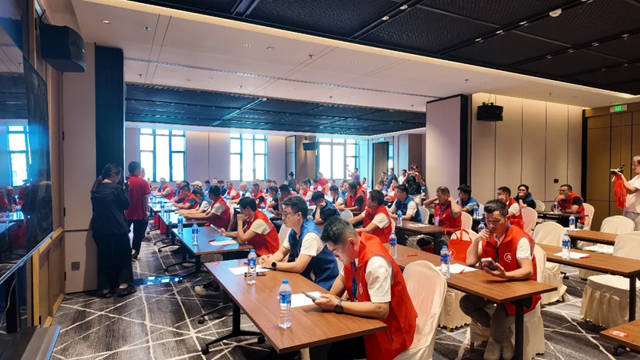 国赛首秀获佳绩！雷克瑟思两位选手获艺术涂装师国赛高级工